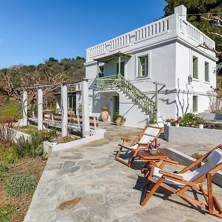 Ambeli Skopelos Town