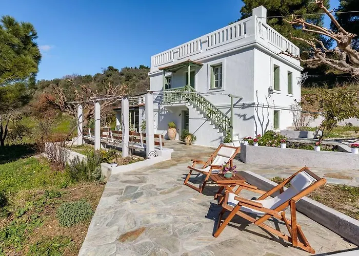 Ambeli Skopelos Town